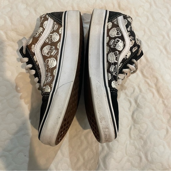 Vans Old Skool Glow In The Dark Skulls Black White Lace Up Size Women 5 Men 3.5 - Picture 3 of 8
